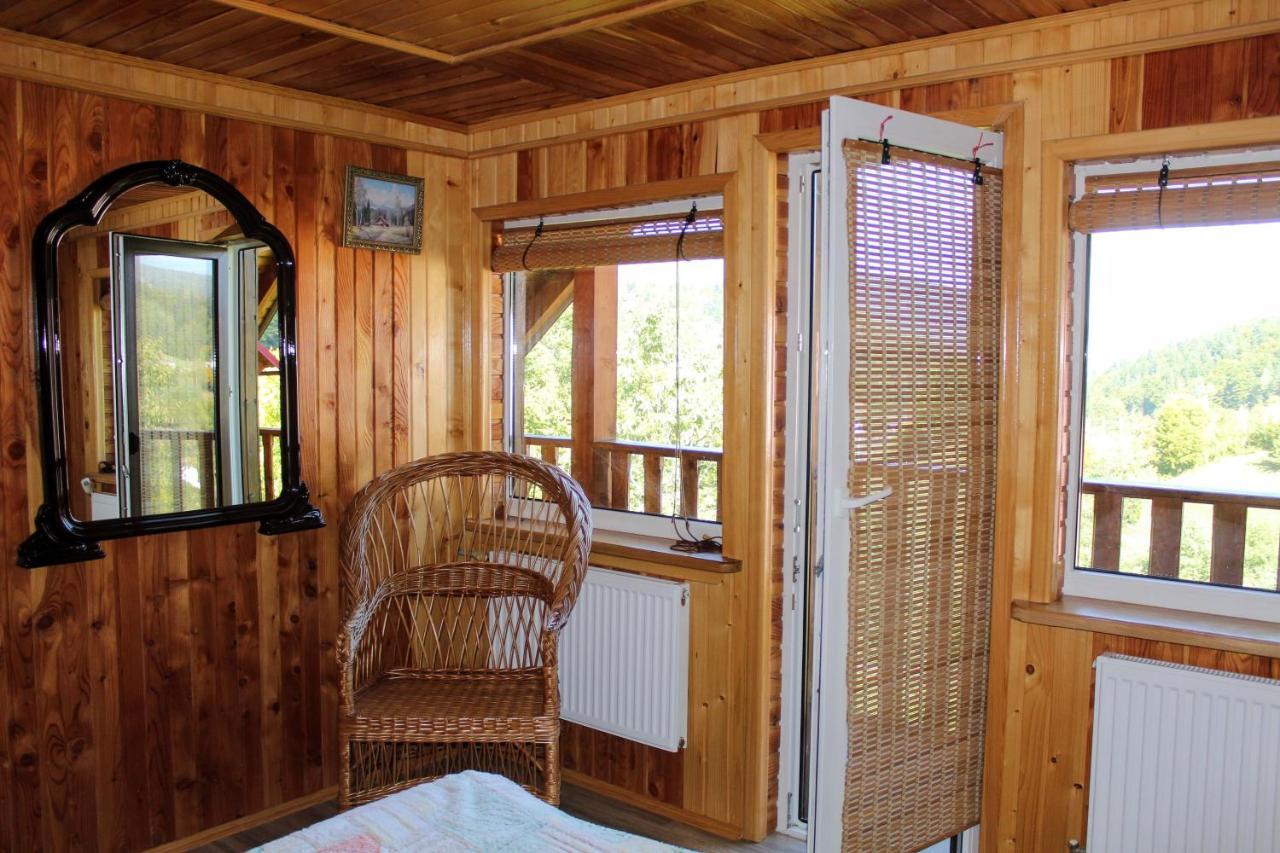 Котедж "Карпатський Краєвид" Yaremtche Extérieur photo